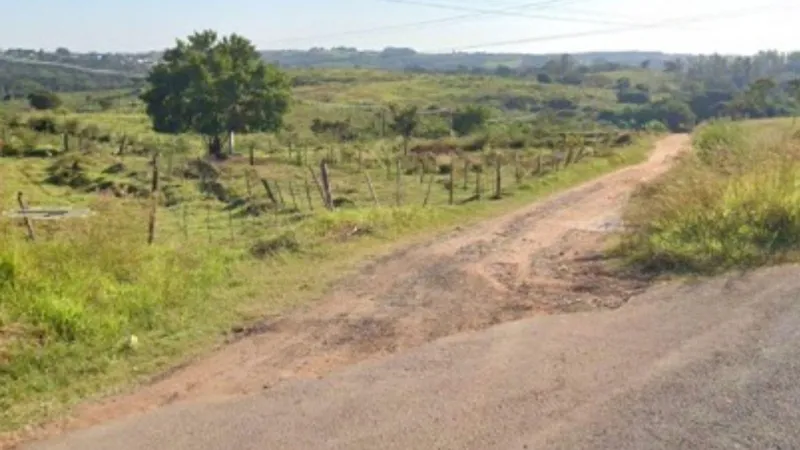 A energia foi reestabelecida por volta das 10h35 desta terça-feira (1º).